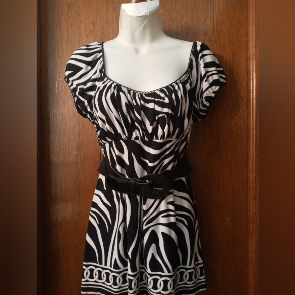 Heart and Soul Animal print blouse with belt